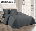 Pistol Quilt Set – 5 Pieces, Double / Queen